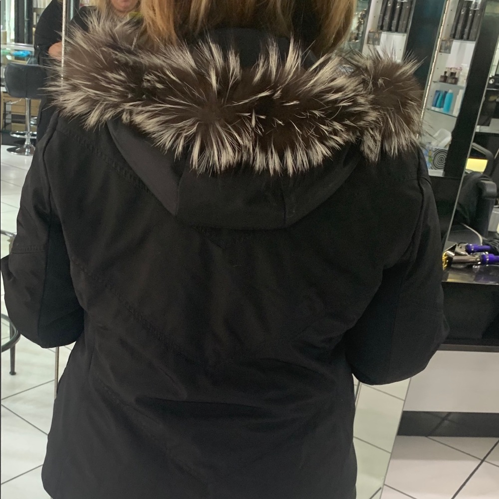 Skiing jacket super light and very warm